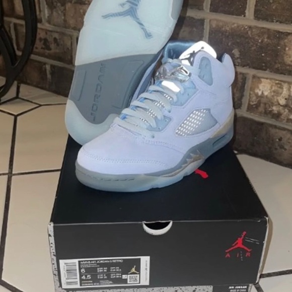 Jordan 5 Retro “Blue Bird”